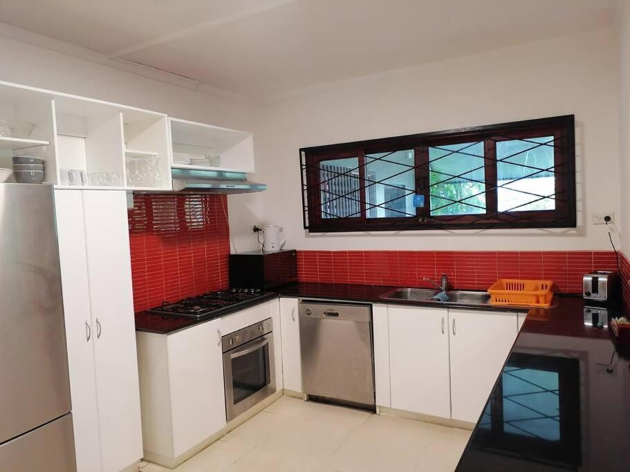 Private Nasoso 4 Bedroom House Nadi Esterno foto